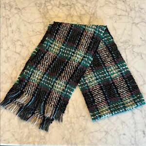 V. FRAAS Multicolor Winter Scarf